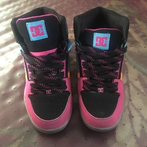 DC Shoes in size 6.5